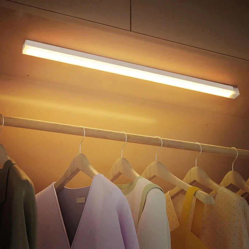 Azylo 3-Color Smart Motion Sensor LED Night Light (Type-C Rechargeable)